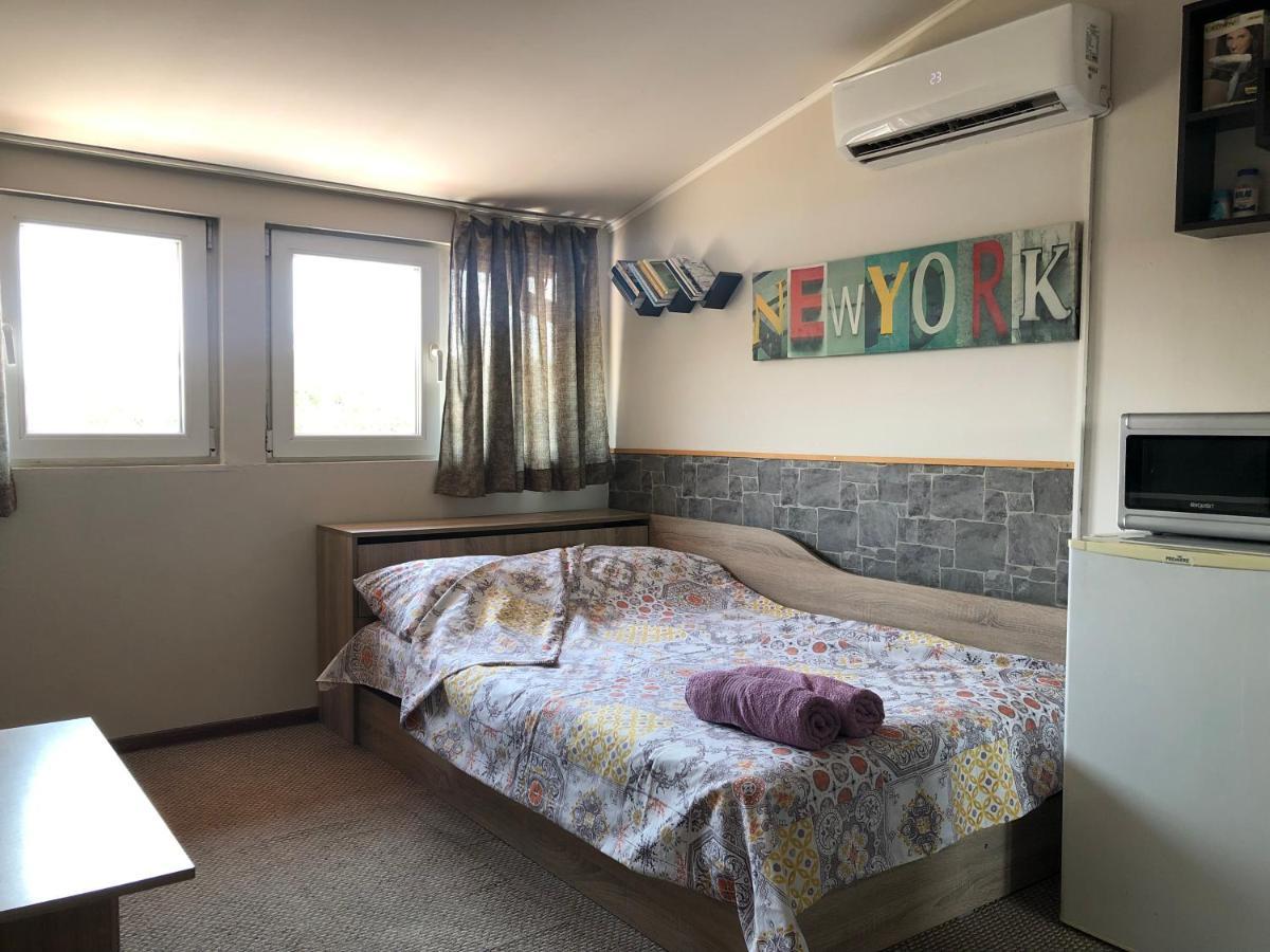 Attic Studio Apartment โซเฟีย ภายนอก รูปภาพ