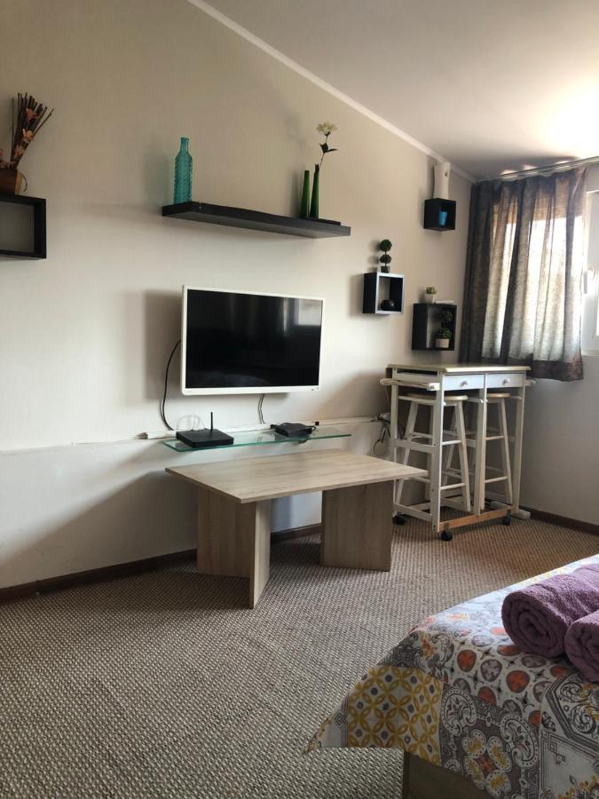 Attic Studio Apartment โซเฟีย ภายนอก รูปภาพ